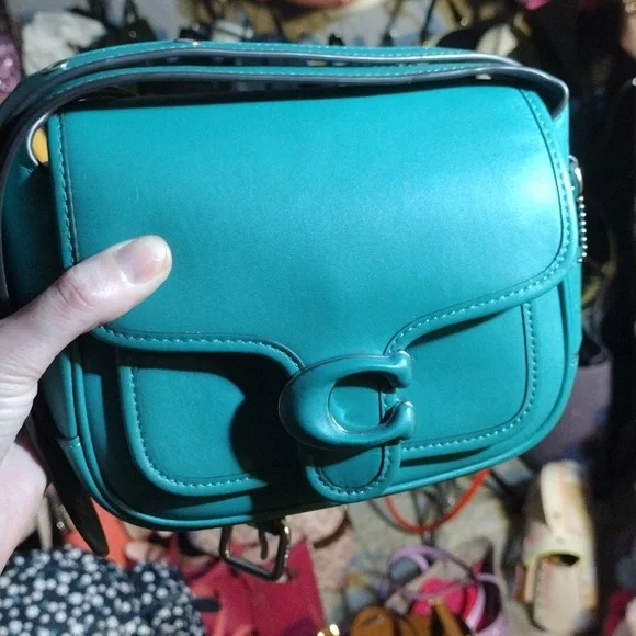 Coach Tabby Messenger 19 Bag - Picture 1 of 1